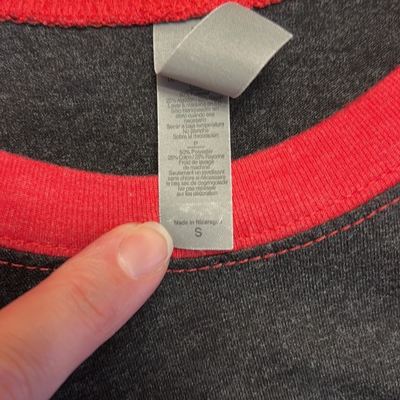 Cute Christmas baseball style tee - Picture 3 of 3